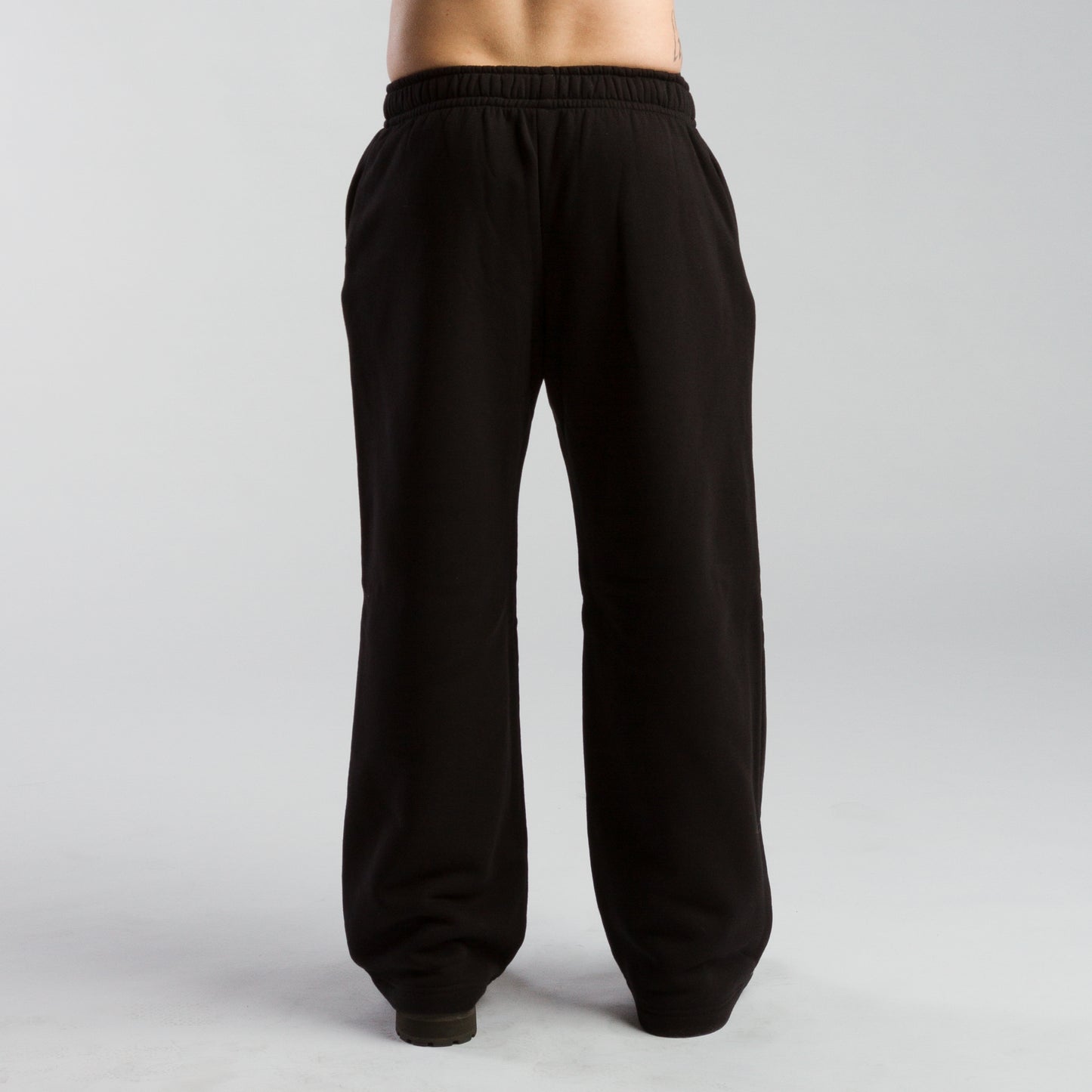 Colossal V2 pants black